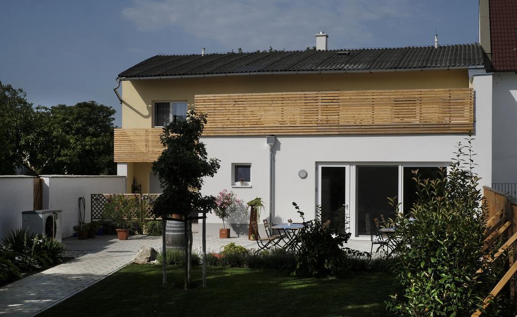 Nachtquartier Zur Dankbarkeit Apartment Podersdorf am See Exterior photo