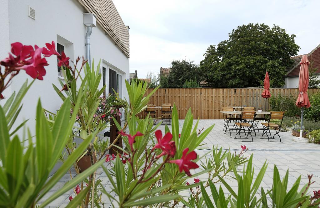 Nachtquartier Zur Dankbarkeit Apartment Podersdorf am See Exterior photo