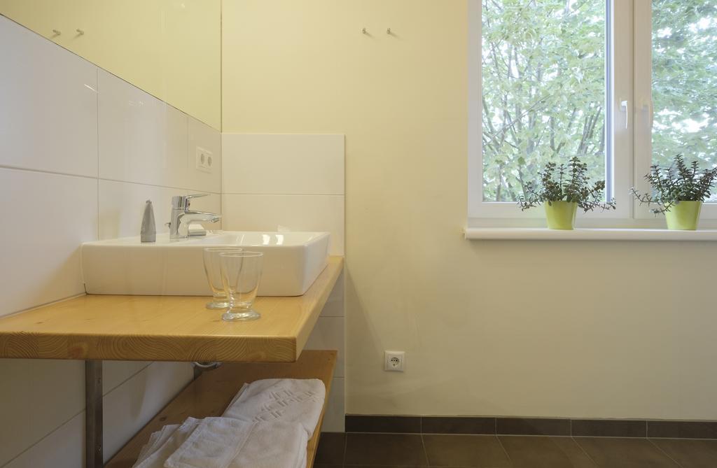 Nachtquartier Zur Dankbarkeit Apartment Podersdorf am See Exterior photo